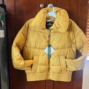 Hollister Mustard Puffer Jacket